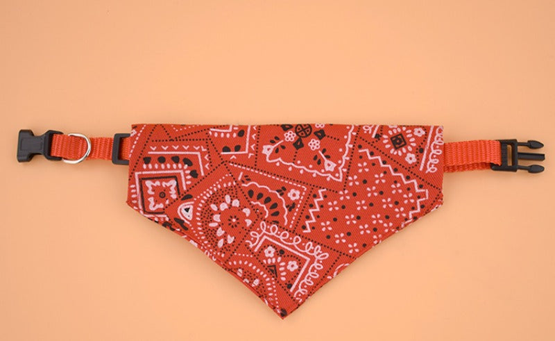 Adjustable Pet Triangle Scarf – Printed Dog & Cat Saliva Towel Neckerchief for Puppies & Kittens